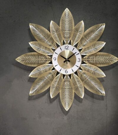 golden leaf clock