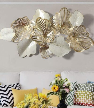 Leaf metal decor