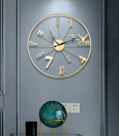 Fine metal clock